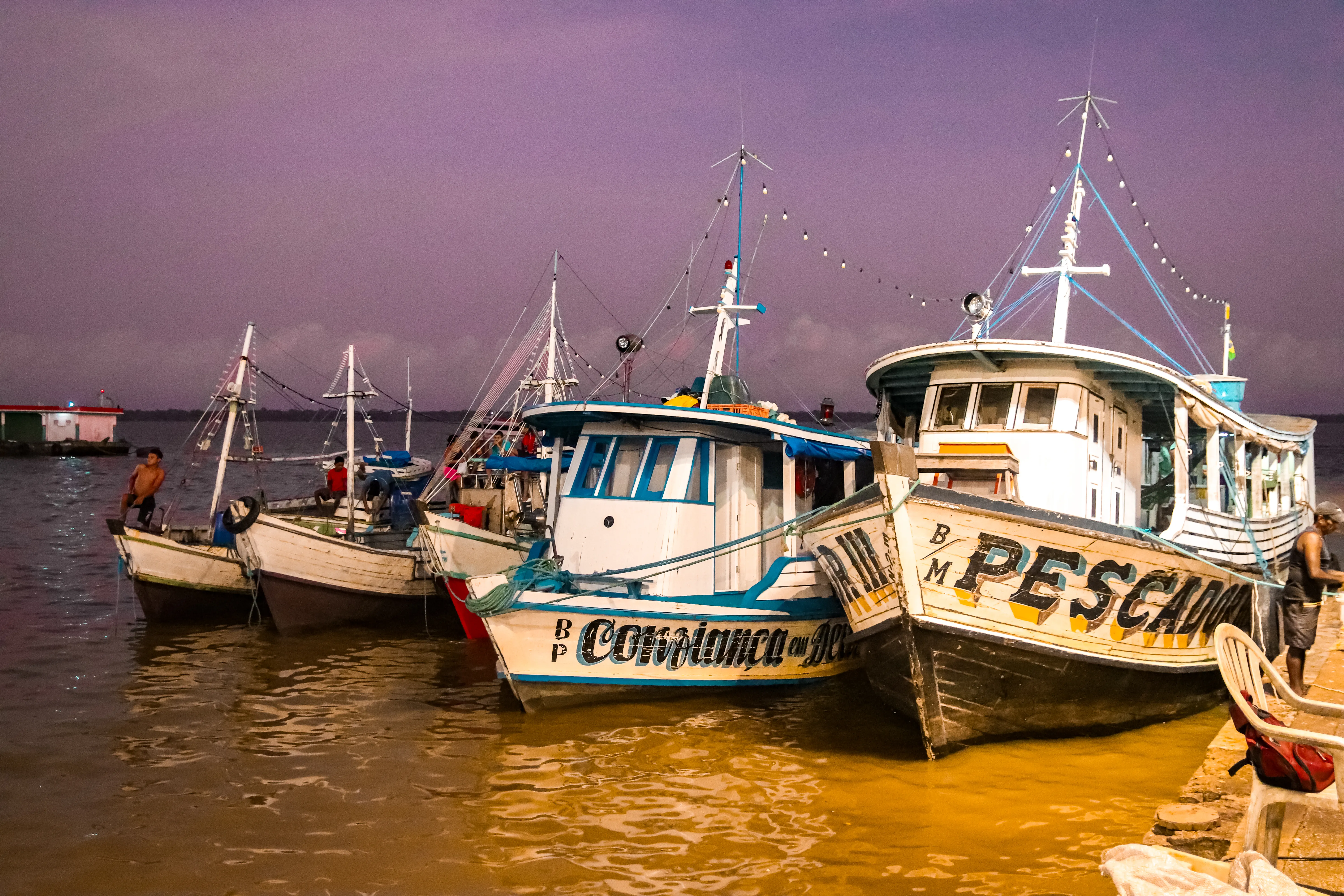 Barcos ver-o-peso. Foto: Harrison Lopes