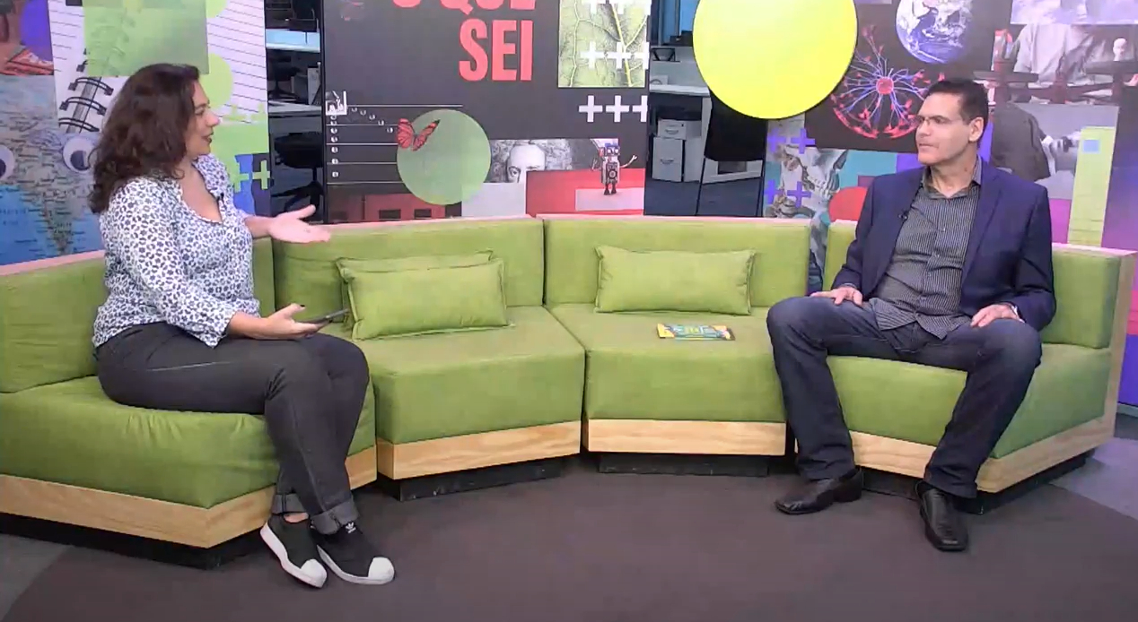 Carol Malvão entrevista Eugênio Cunha. (Foto: divulgação)