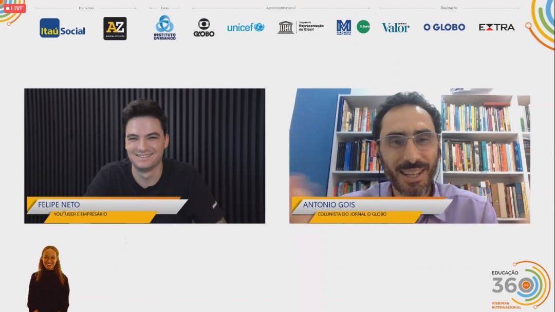 Print de uma tela mostrando uma vídeo conferência, com duas pessoas, cada uma em seu respectivo computador