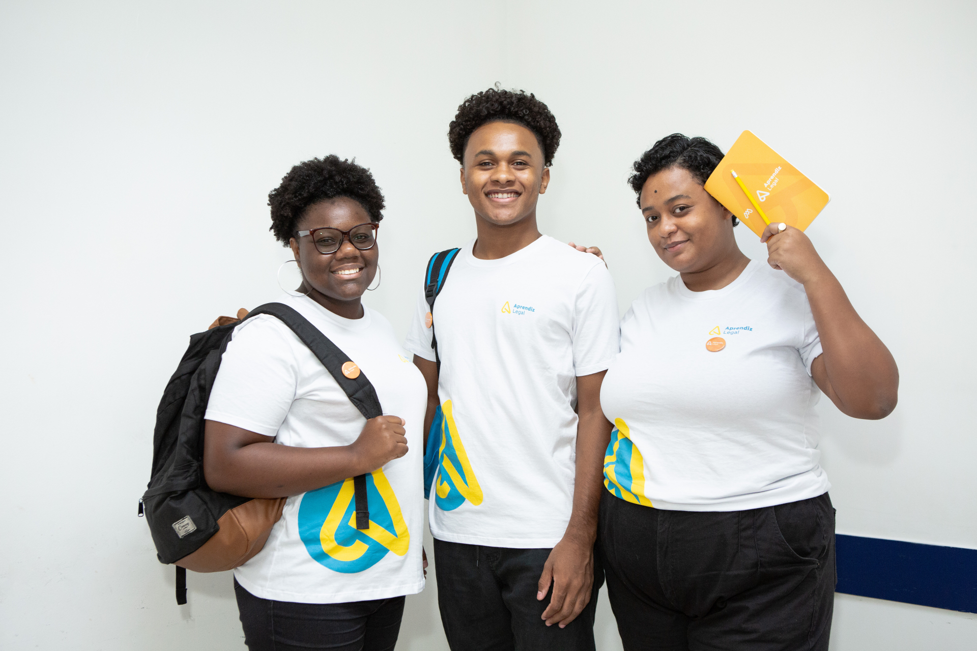 Imagem de jovens do programa Aprendiz Legal