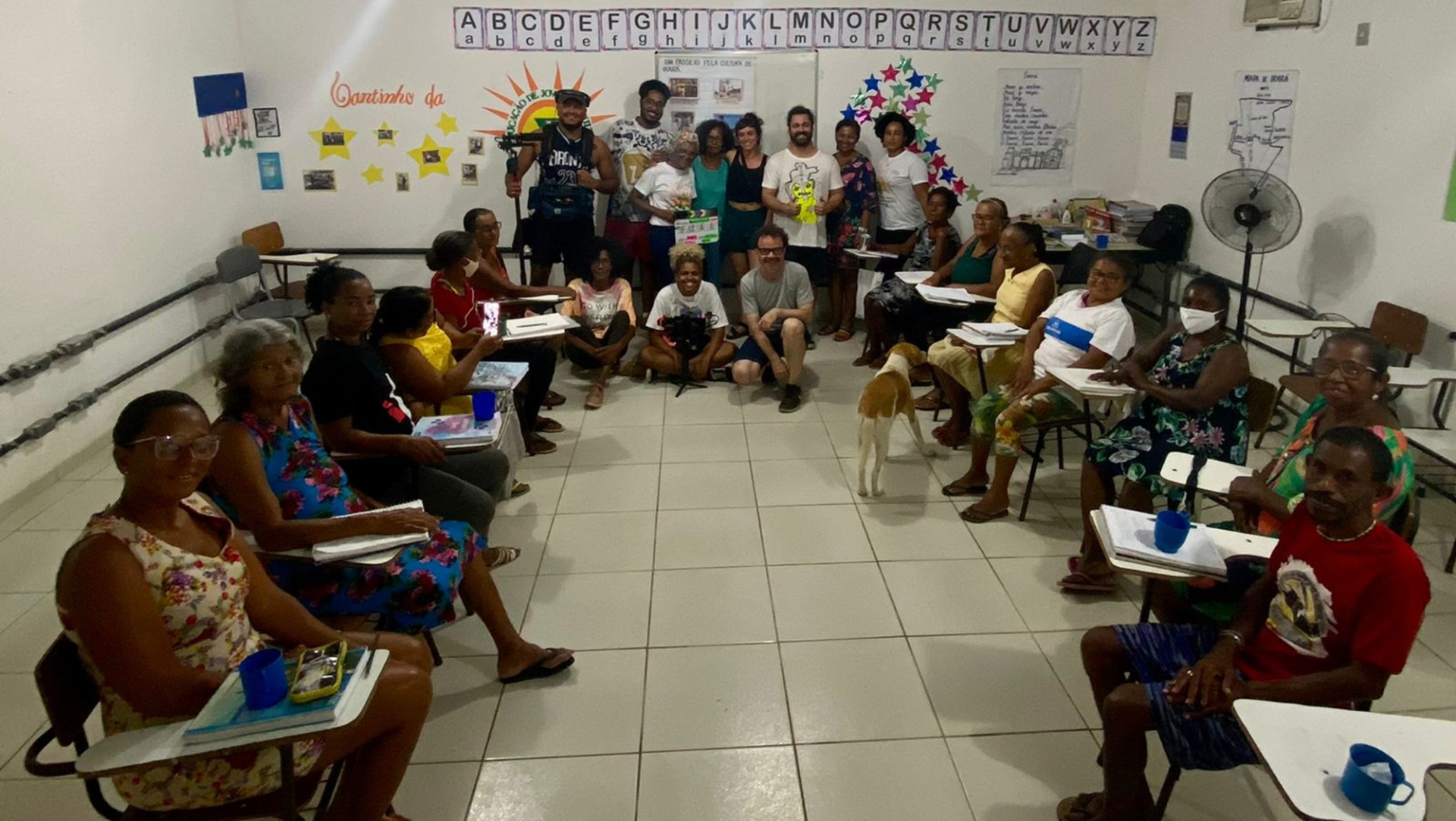 Imagem dos bastidores da série De Volta às Aulas