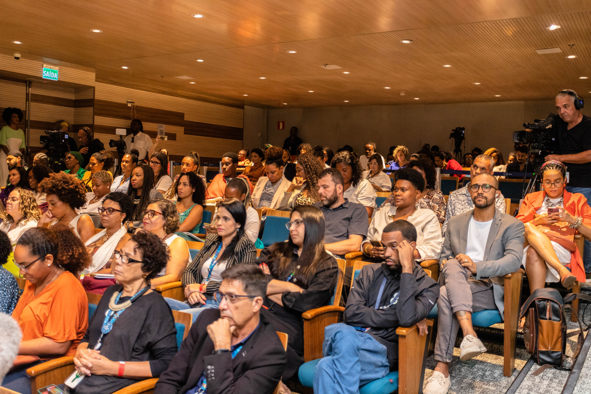 Imagem mostra auditório do fórum "A Cor da Cultura".