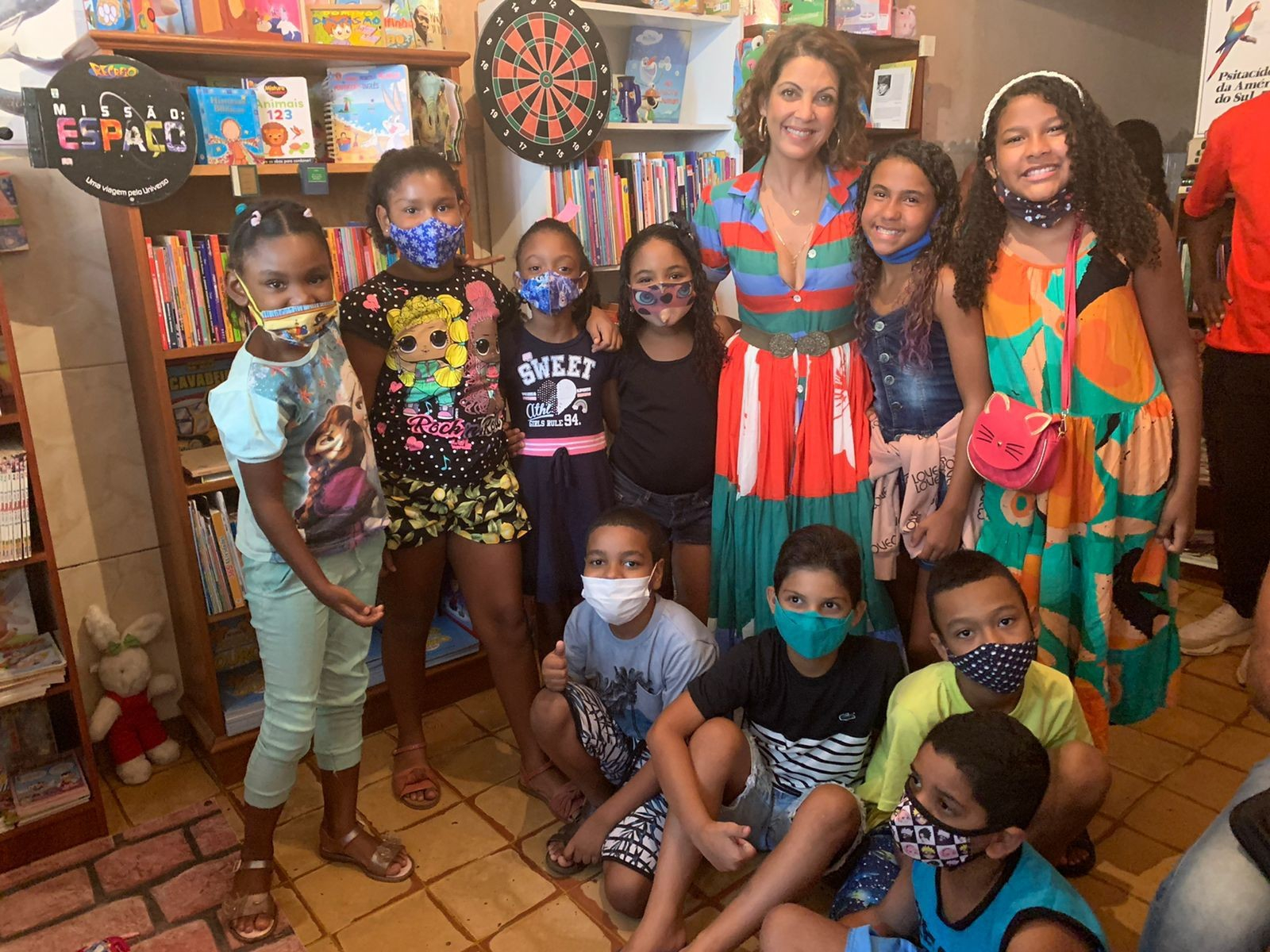 Thalita Rebouças na inauguração da Biblioteca Infantil Thalita Rebouças 