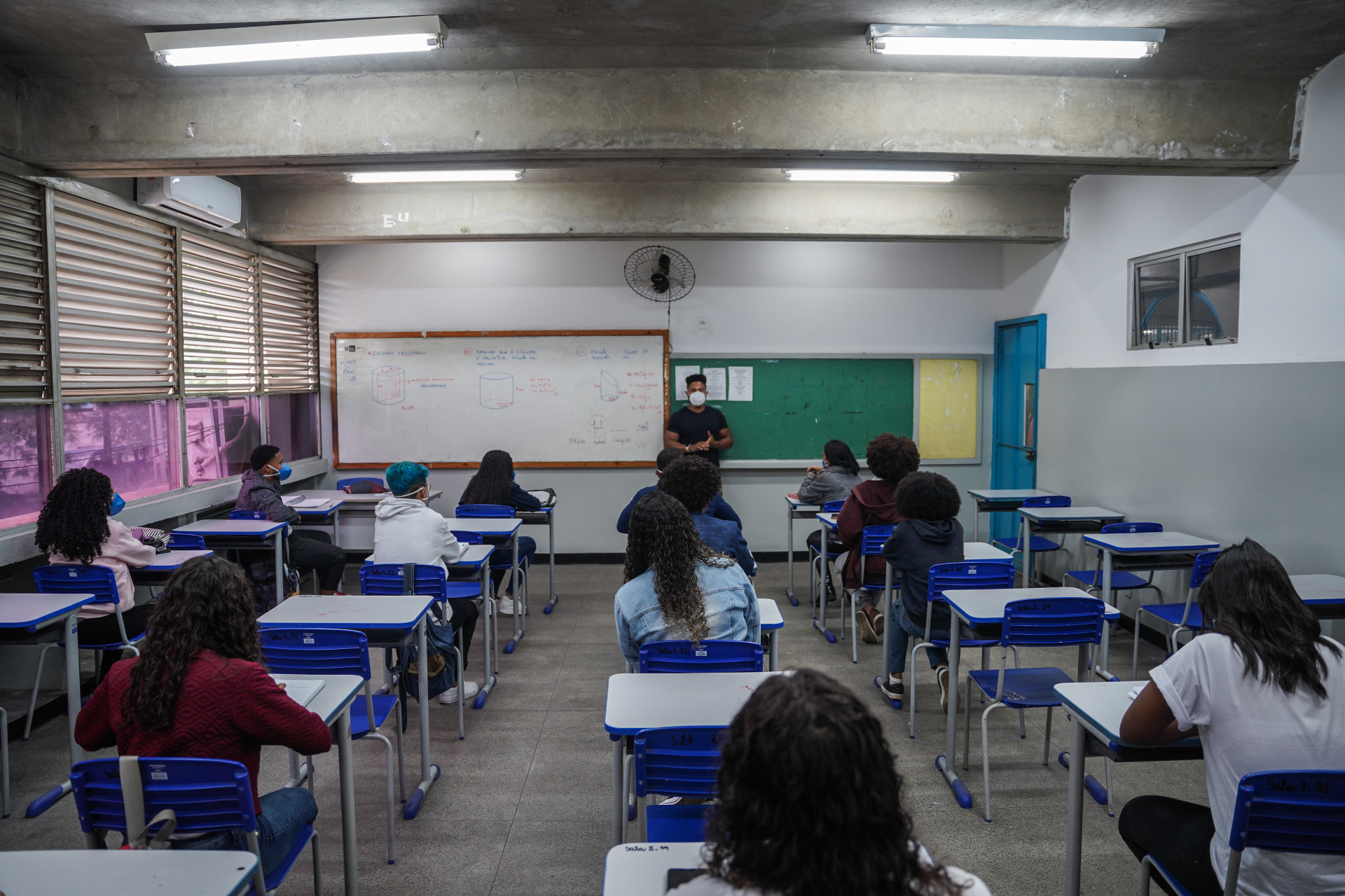 Bastidores da gravação da primeira temporada do programa "Desafio Nas Escolas" no CIEP 201 Aarão Steinbruch em Duque de Caxias (RJ)