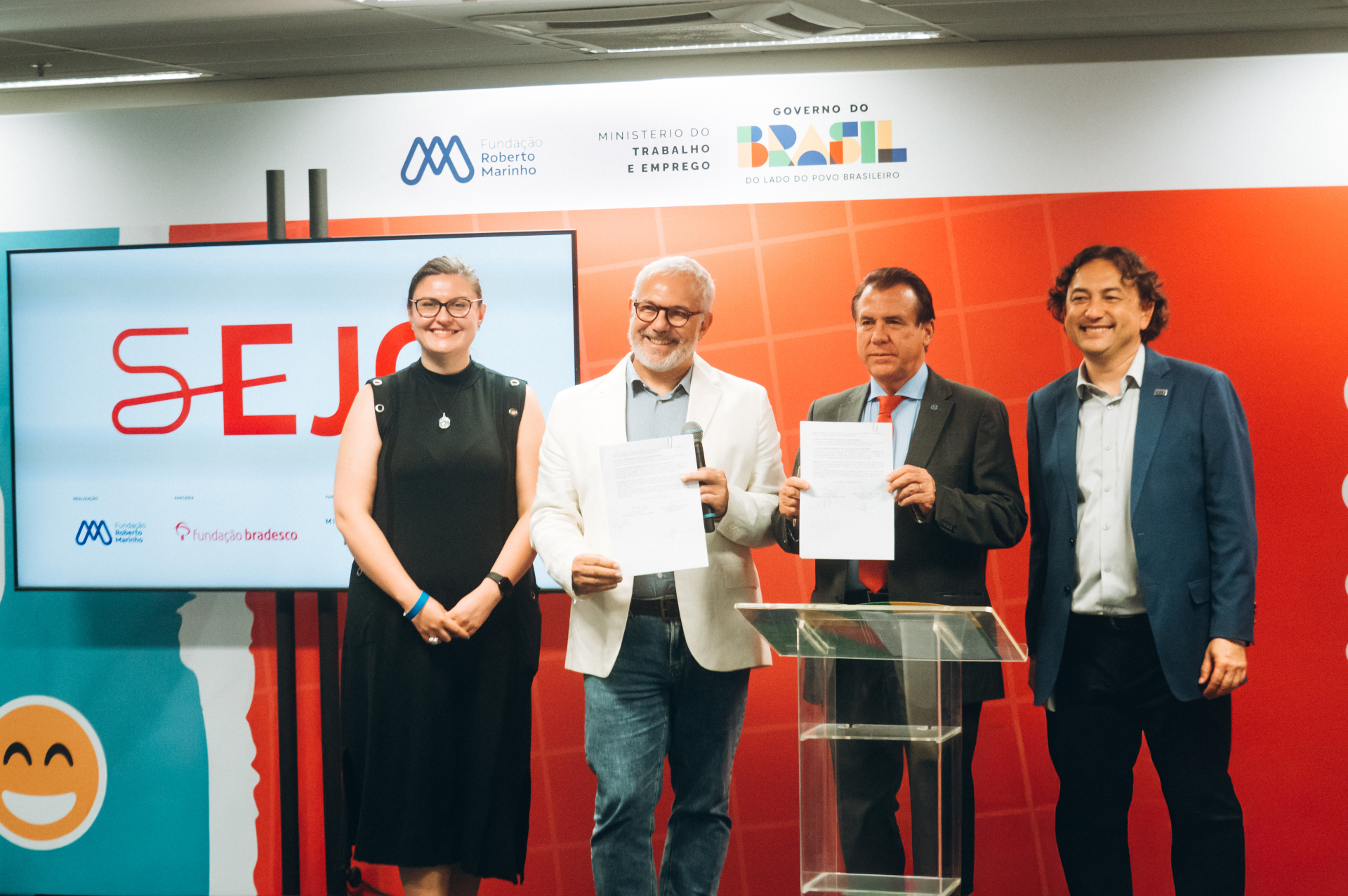 Ministério do Trabalho e Emprego e Fundação Roberto Marinho assinam parceria. Foto: Thaty Aguiar/FRM.