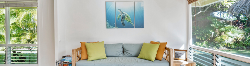 Imagem mostra uma sala de estar.