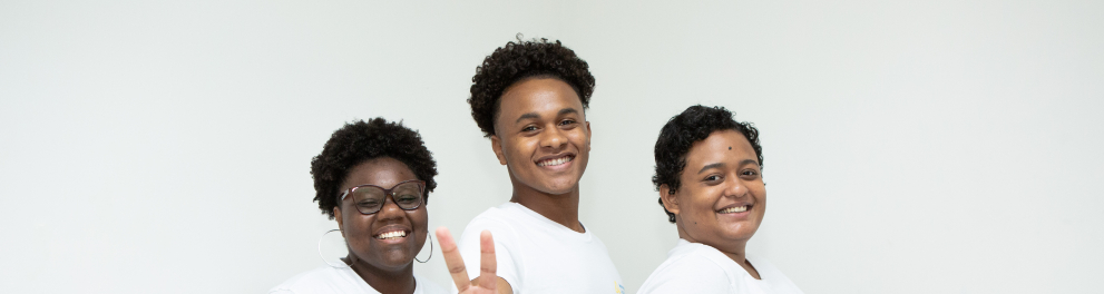 Imagem de jovens do programa Aprendiz Legal