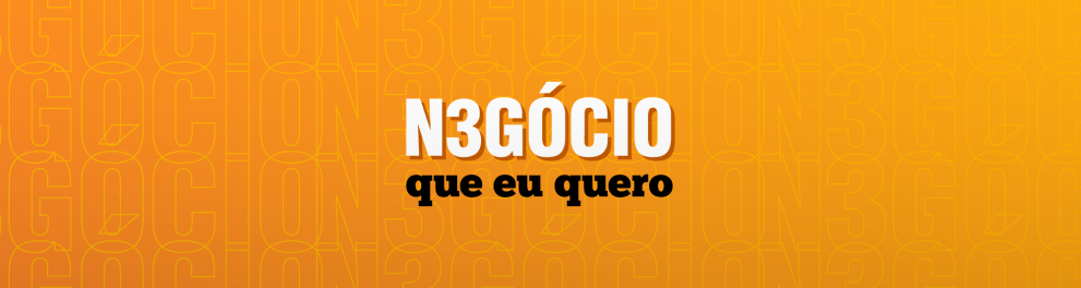 Fundo laranja, com o nome do podcast Negócio que eu quero em branco e preto escrito no centro.