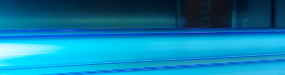 Luz ultravioleta de cor azul