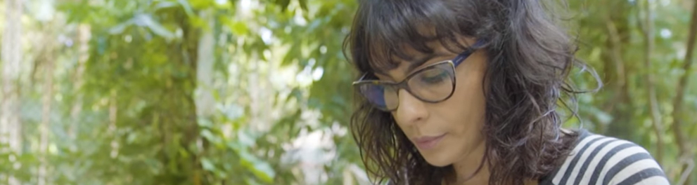 Maria Ribeiro nos bastidores da gravação da primeira temporada da série Autores