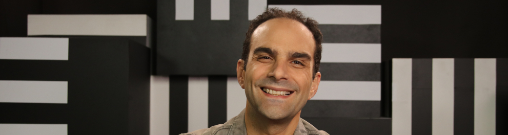 Alexandre Sayad nos bastidores do programa.
