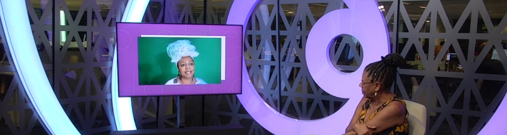 Kiusam de Oliveira na gravação do episódio Literatura Infantil do programa Entrevista: Educação Antirracista