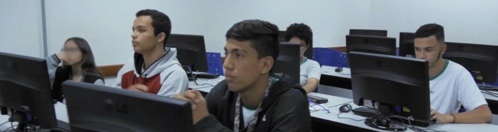 Imagem do episódio Técnico em Redes de Computadores e Programa SESI Matemática da série Futura Profissão - 4ª temporada