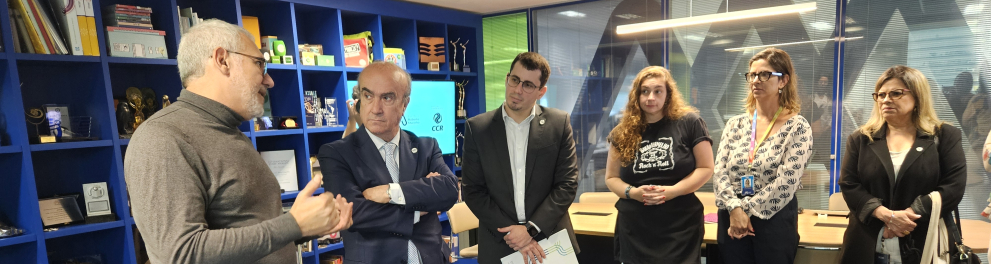 Representantes da OEI e Fundação Roberto Marinho