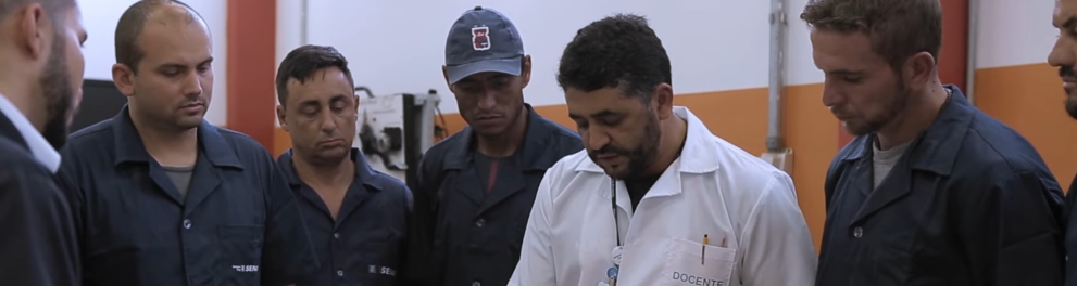 Imagem do episódio Eletricista Veicular e Projeto de Energia Fotovoltaica da série Futura Profissão - 4ª temporada