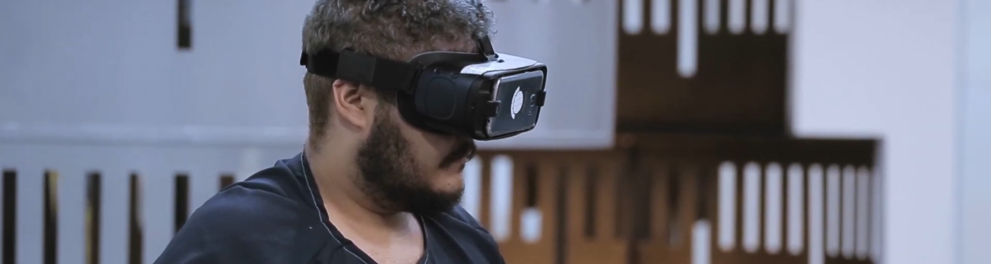 Imagem do episódio Graduação em Design, com Ênfase em Moda e Projeto de Filtragem de Água da série Futura Profissão