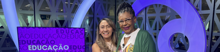 Rita Potyguara na gravação do episódio Educação Escolar Indígena na escola do programa Entrevista: Educação Antirracista