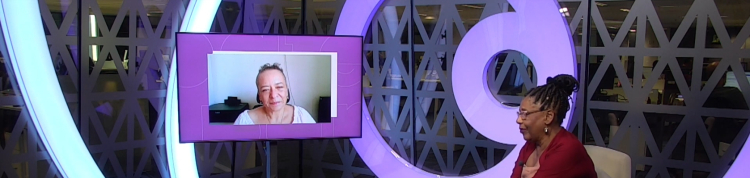 Ana Maria Gonçalves na gravação do episódio Literatura Antirracista do programa Entrevista: Educação Antirracista