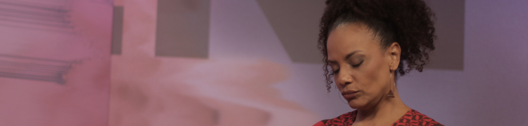 Flávia Oliveira nos bastidores
