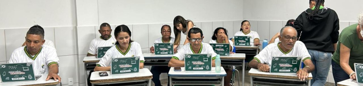 A imagem mostra um laboratório da co.liga em Senador Canedo, Goiás.
